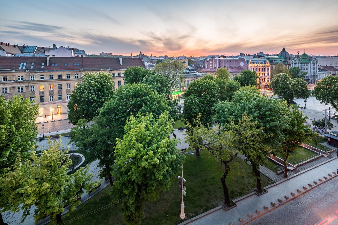 Bv Apartments Svobodu Avenue Lviv Exteriör bild